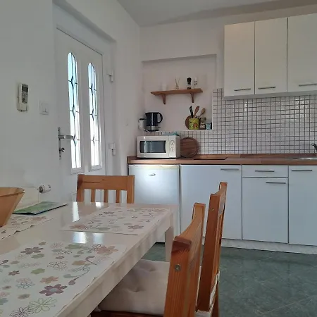 Apartamento Lara & Luka Zadar