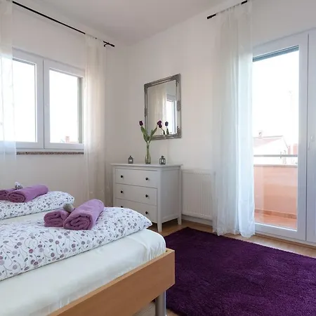 Apartment Apartments Lara & Luka Zadar