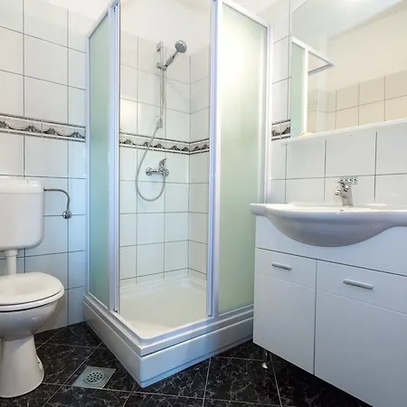 Apartman Lara & Luka Zára
