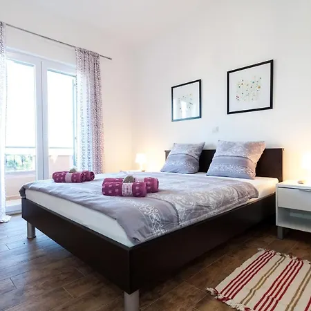 Apartment Apartments Lara & Luka Zadar