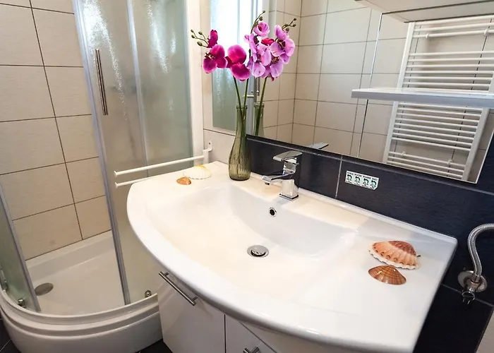 Apartman Apartments Lara & Luka