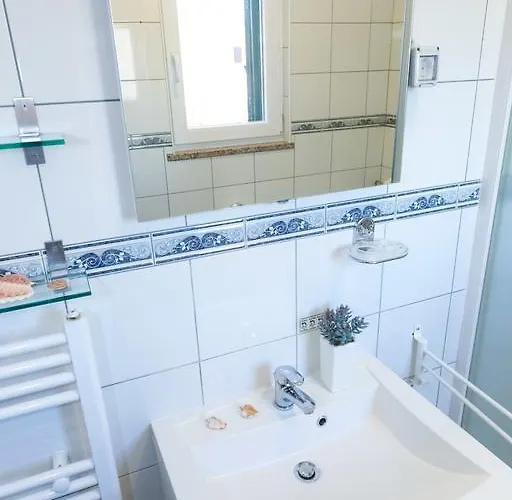 Apartments Lara & Luka