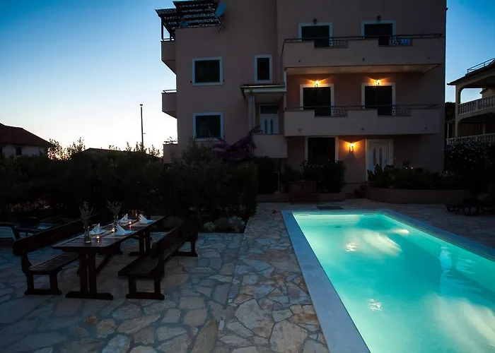 Apartments Lara & Luka * Zadar