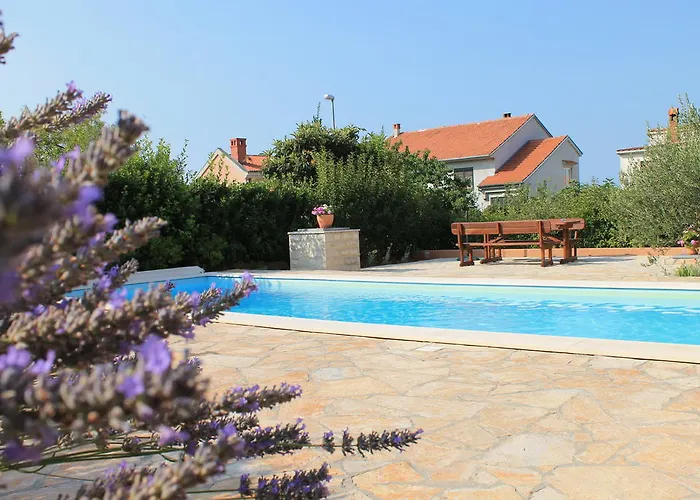 Apartman Apartments Lara & Luka *