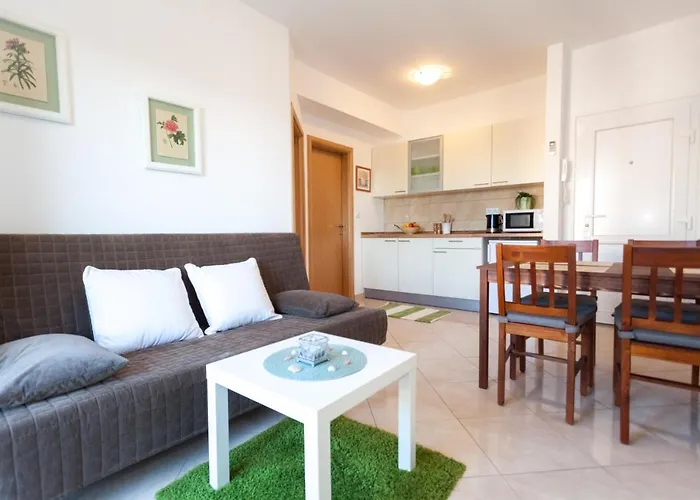 Apartman Apartments Lara & Luka *